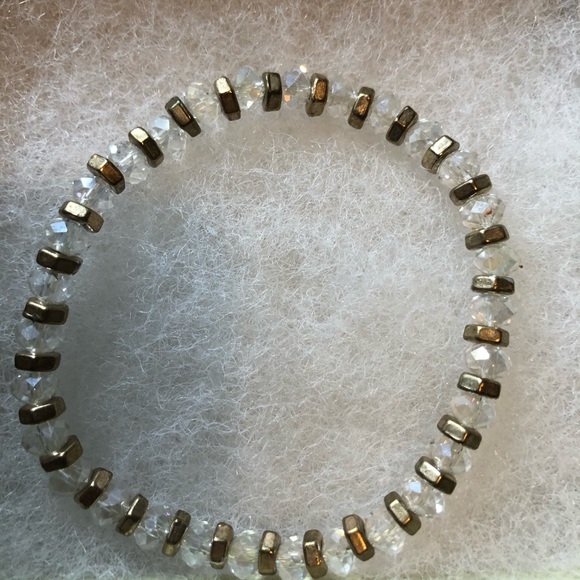 Vintage Gold and Silver Bracelets - Picture 4 of 4